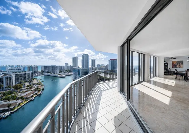 300-three-islands-blvd-ph4a-hallandale-beach-fl-33009/hzid_4795e012