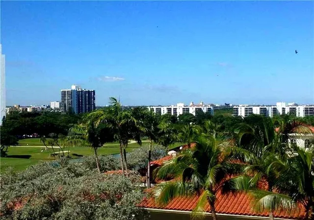 19900-e-country-club-dr-806-aventura-fl-33180/hzid_9b9a76ab