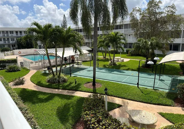 15610-ne-6th-ave-19c-miami-fl-33162/hzid_de4a048b