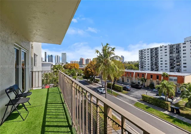 3665-ne-167th-st-409-north-miami-beach-fl-33160/hzid_9fcd4a9a