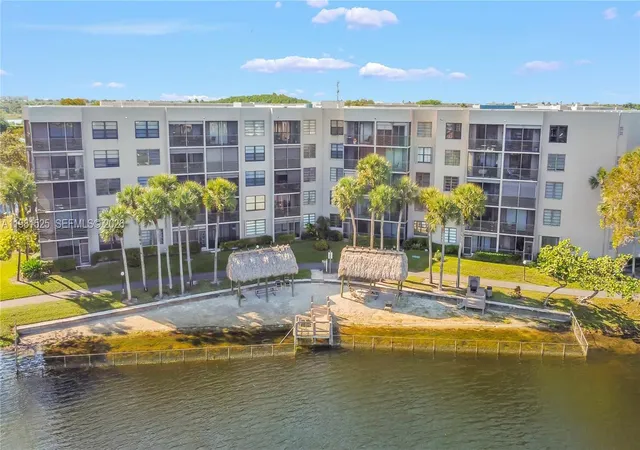 1100-colony-point-cir-201-pembroke-pines-fl-33026/hzid_2aa984f6