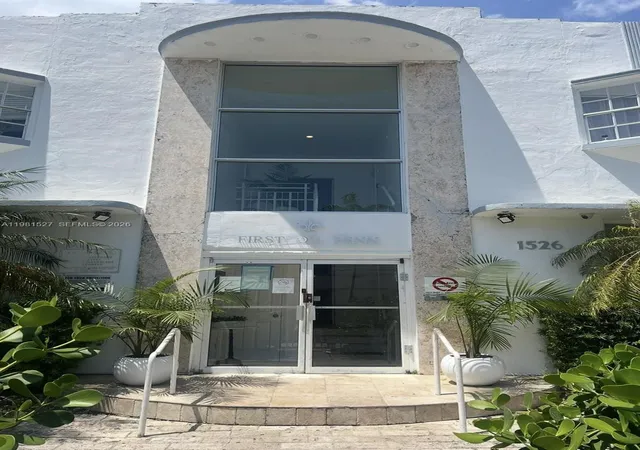 1526-pennsylvania-ave-15-miami-beach-fl-33139/hzid_c4c7de6d