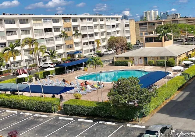 215-se-3rd-ave-101a-hallandale-beach-fl-33009/hzid_84da80dd