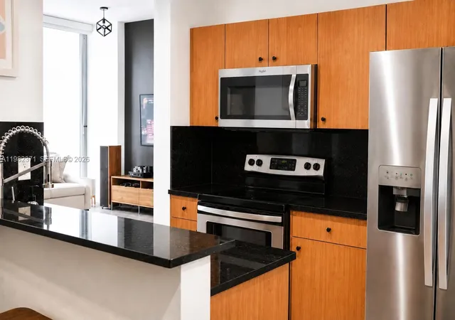 2200-ne-4th-ave-503-miami-fl-33137/hzid_ef090a4f