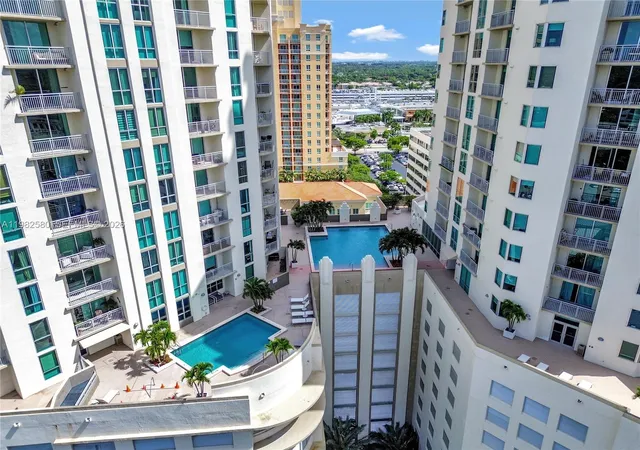 9055-sw-73rd-court-1104-miami-fl-33156/hzid_3dbc0437