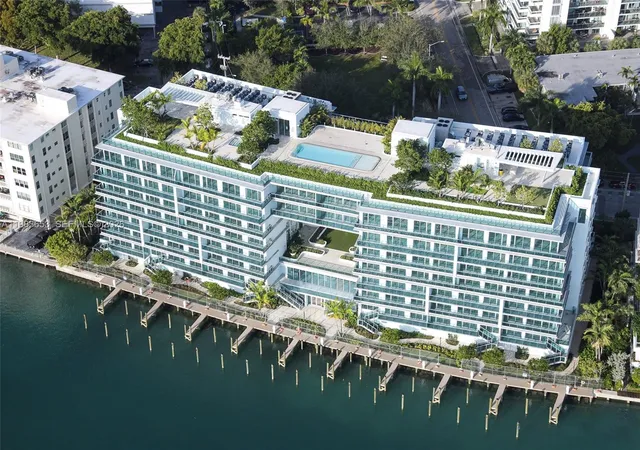 9221-e-bay-harbor-dr-409-bay-harbor-islands-fl-33154/hzid_fd815b9f