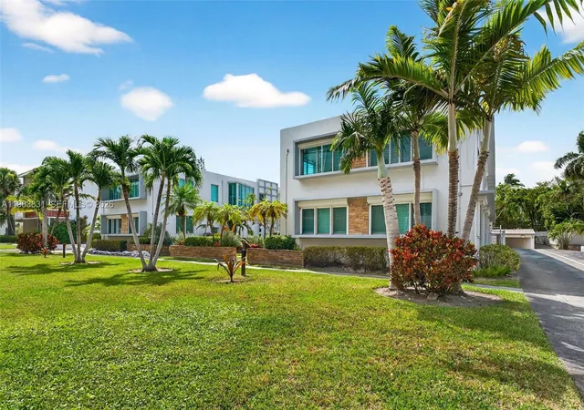 10178-collins-ave-208-bal-harbour-fl-33154/hzid_fd01f074