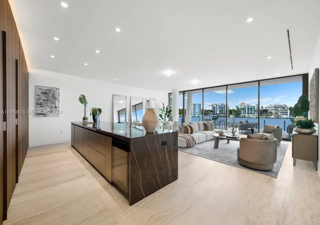 5-grove-isle-dr-l205-miami-fl-33133/hzid_336dd419