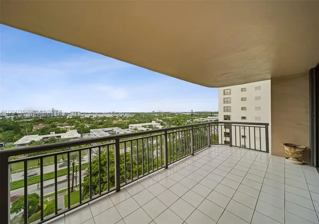 10175-collins-ave-807-bal-harbour-fl-33154/hzid_e4805e19