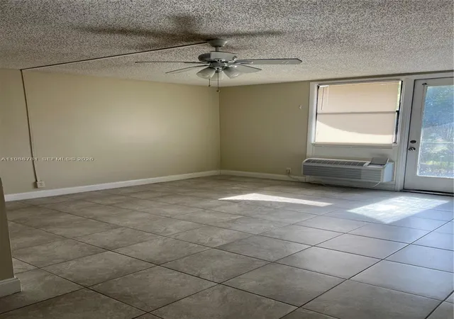 2701-riverside-dr-308-b-coral-springs-fl-33065/hzid_d15d5f8a