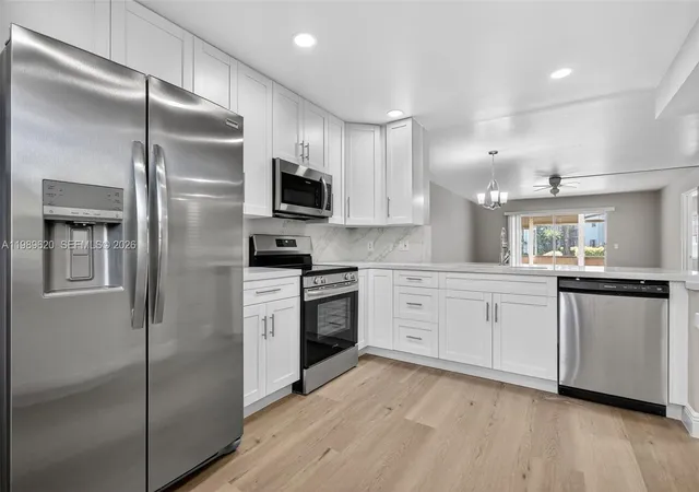 12500-sw-5th-ct-109m-pembroke-pines-fl-33027/hzid_035b0c10