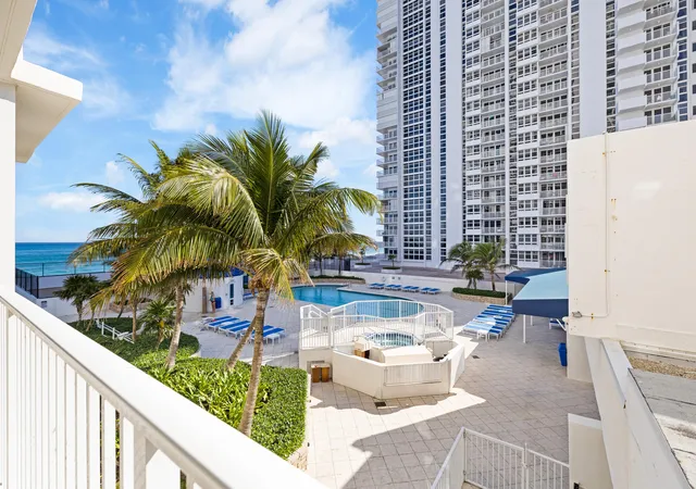 1360-s-ocean-blvd-403-pompano-beach-fl-33062/hzid_ab22edb0