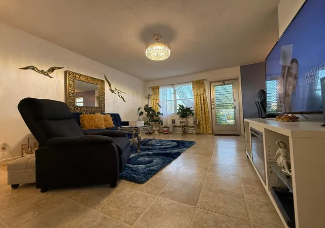 81-camden-dr-d-west-palm-beach-fl-33417/hzid_0f455f31