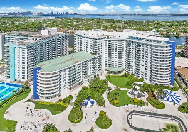 5161-collins-ave-1508-miami-beach-fl-33140/hzid_ceae4021
