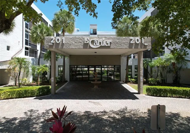 201-178th-dr-423-sunny-isles-beach-fl-33160/hzid_cf856ff9