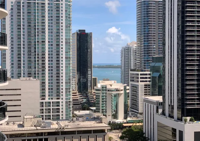 55-sw-9-st-2003-miami-fl-33130/hzid_2278b5eb