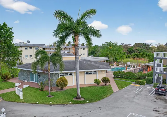 4299-nw-16th-st-310-lauderhill-fl-33313/hzid_46ed6da0