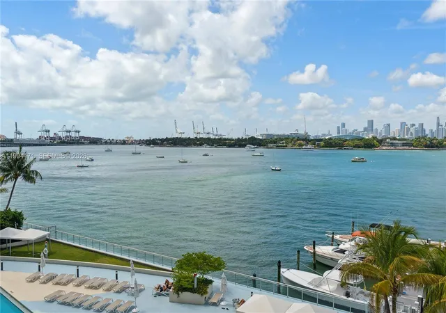 1200-w-ave-528-528-miami-beach-fl-33139/hzid_61d8e152