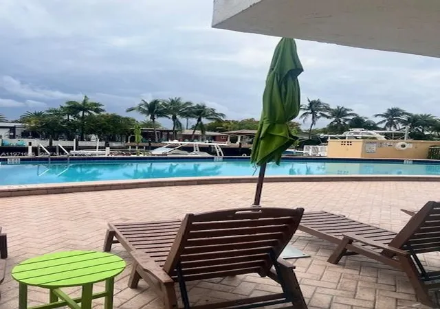 2000-ne-135th-st-601-north-miami-fl-33181/hzid_490fcdb7