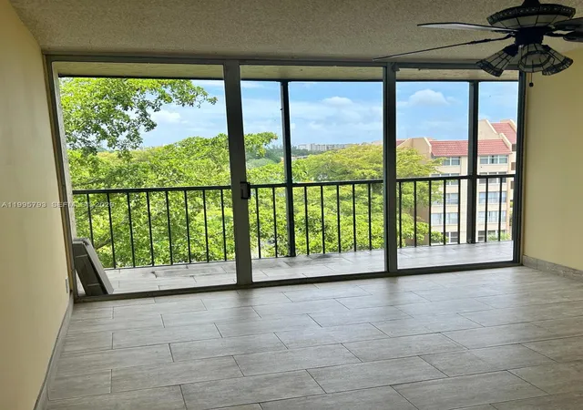 3771-environ-blvd-650-lauderhill-fl-33319/hzid_f5a12d9d