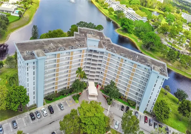 3010-n-course-dr-104-pompano-beach-fl-33069/hzid_37eba6eb