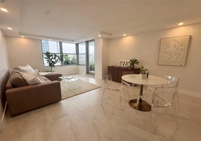 2899-collins-ave-424-miami-beach-fl-33140/hzid_ade5114d