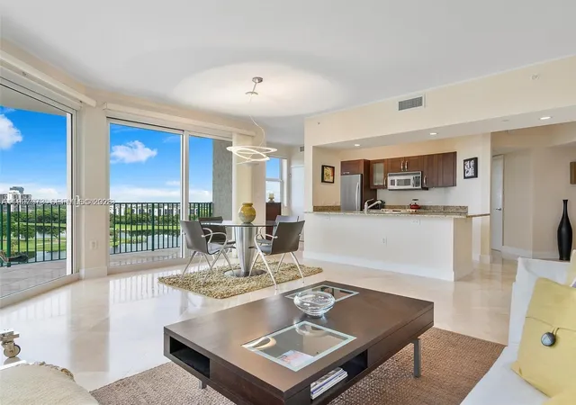 20000-e-country-club-dr-1102-aventura-fl-33180/hzid_5bac8d35