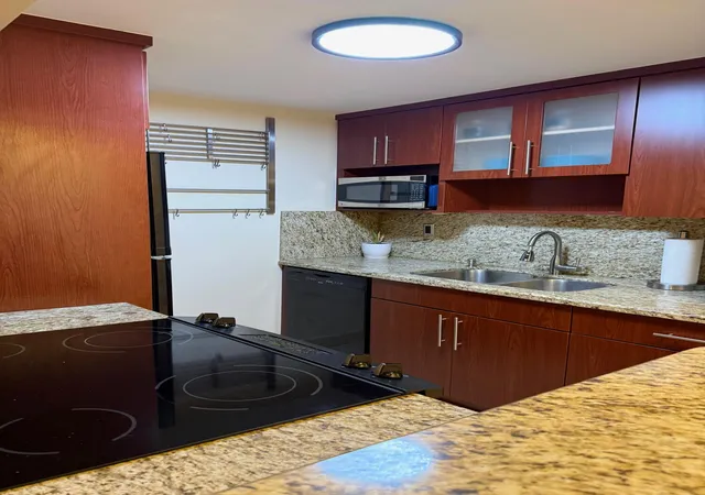 8324-sw-103rd-avenue-miami-fl-33173/hzid_789ed7f5