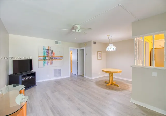 804-se-7th-st-107-deerfield-beach-fl-33441/hzid_7dce7a64