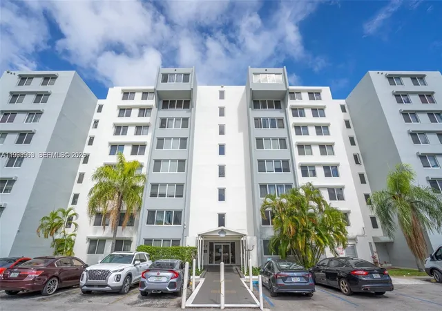 9143-sw-77th-ave-b105-miami-fl-33156/hzid_abfd3219