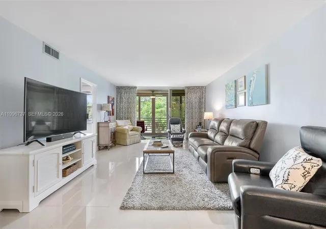 3503-oaks-wy-308-pompano-beach-fl-33069/hzid_c845242e