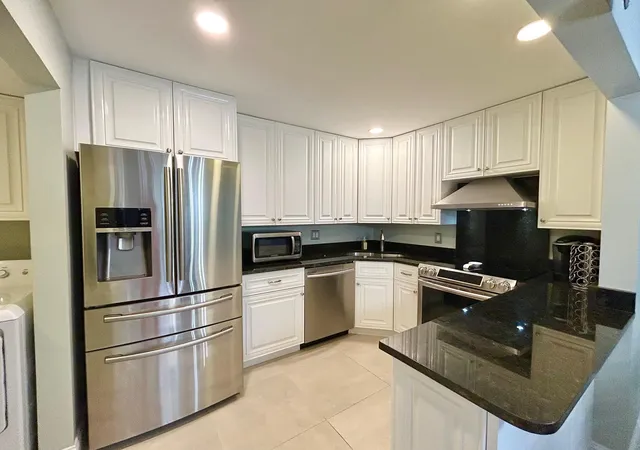 140-lake-pine-cir-a-1-greenacres-fl-33463/hzid_b9c45e85