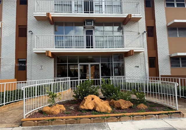 3881-w-flagler-st-319-miami-fl-33134/hzid_0bebe65b