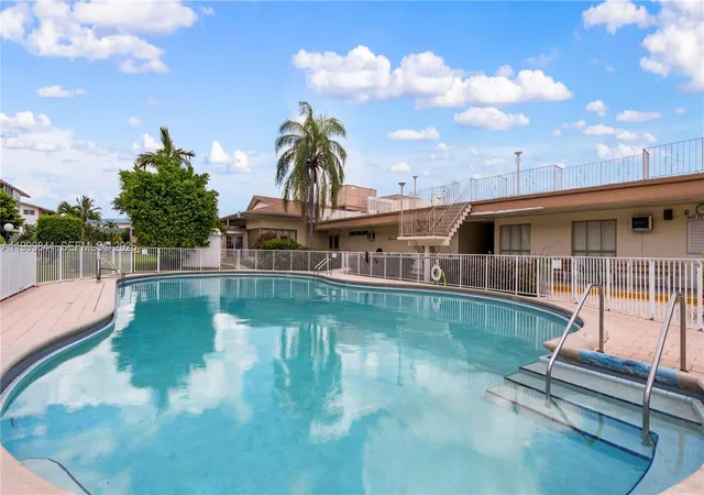 16900-ne-14th-ave-204-miami-fl-33162/hzid_c3745d60