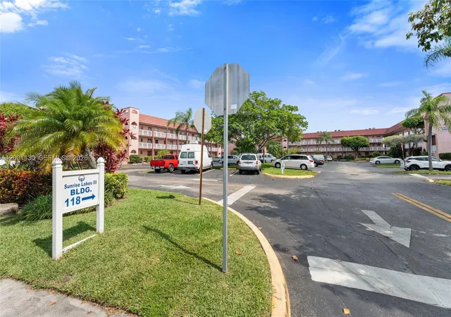 9401-sunrise-lakes-blvd-307-sunrise-fl-33322/hzid_5ca81c07