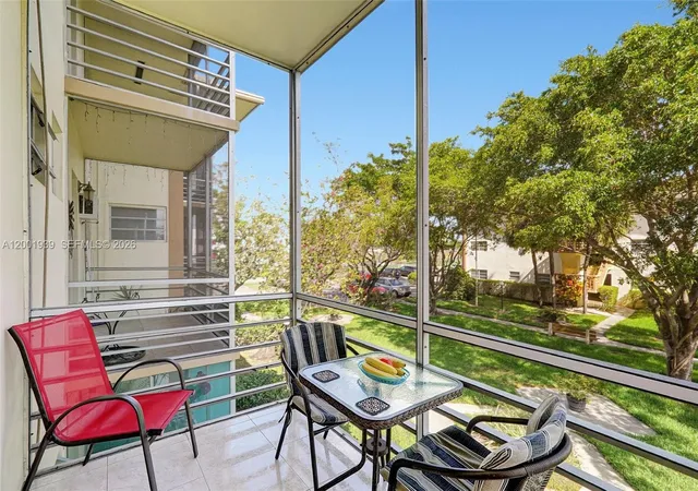 16801-ne-13th-avenue-206-miami-fl-33162/hzid_8e57824d