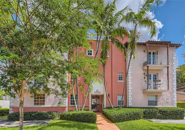 29-santillane-ave-2-coral-gables-fl-33134/hzid_ef6a76b7