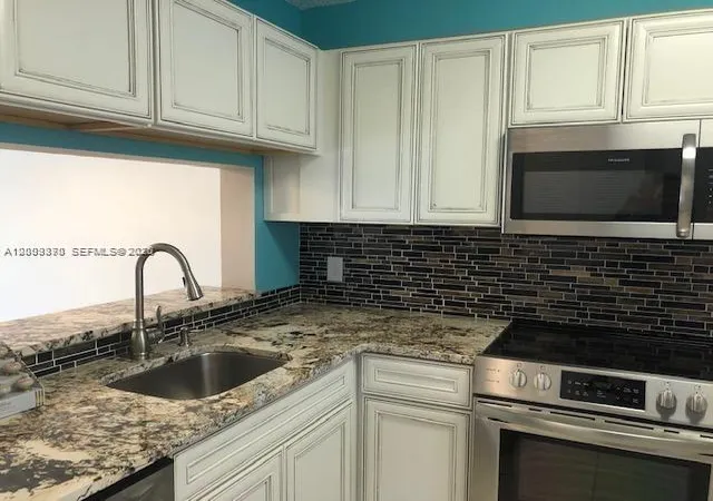 5200-nw-31st-ave-155-fort-lauderdale-fl-33309/hzid_83c3c8fd