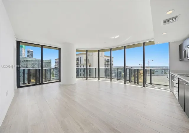 55-sw-9th-st-3106-miami-fl-33130/hzid_9792e218