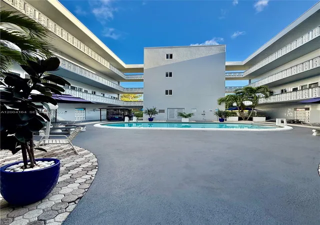 1818-rodman-st-3a-hollywood-fl-33020/hzid_87930454