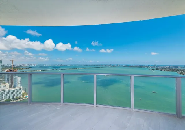 488-ne-18th-st-4515-miami-fl-33132/hzid_fac65720