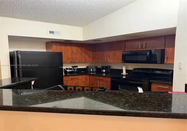 12950-vista-isles-dr-424-sunrise-fl-33325/hzid_2d65d592
