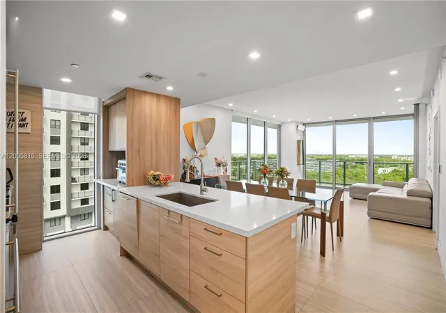 16385-ne-biscayne-blvd-1601-2-parkings-north-miami-beach-fl-33160/hzid_c81cd88d
