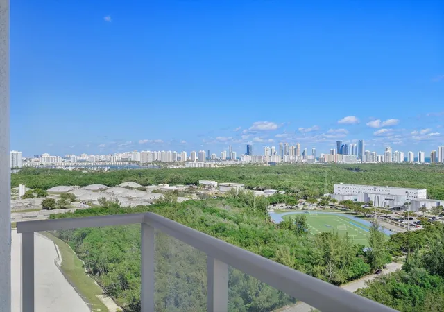 15051-royal-oaks-ln-2106-north-miami-fl-33181/hzid_3d967090