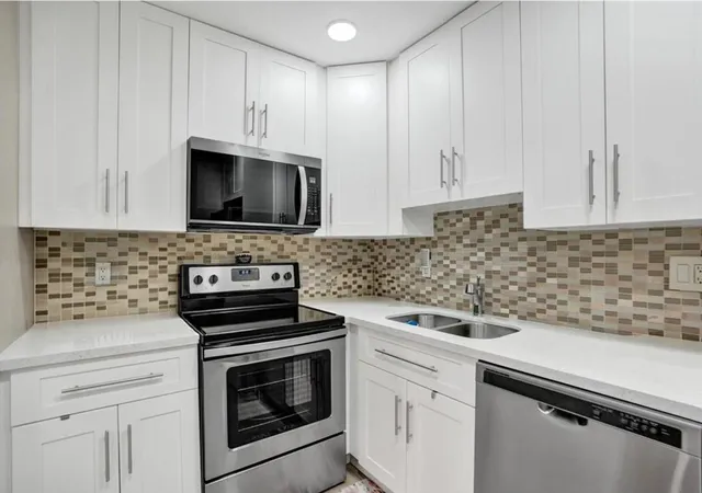 4980-e-sabal-palm-blvd-e-124-tamarac-fl-33319/hzid_3d2be8f7