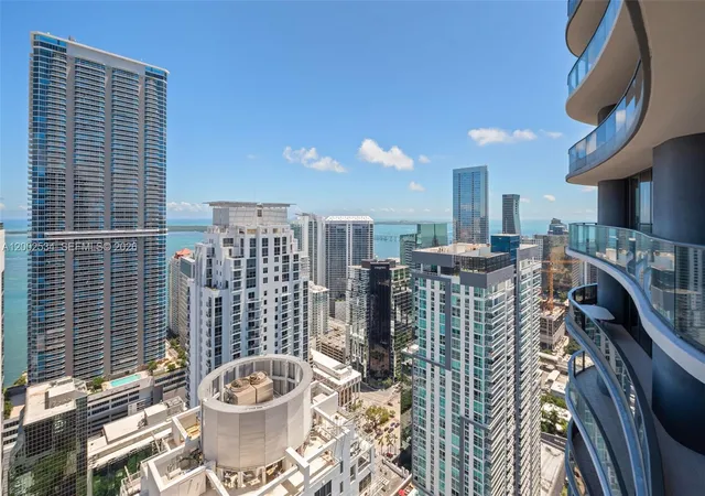 1000-brickell-plz-ph5103-miami-fl-33131/hzid_bb034132