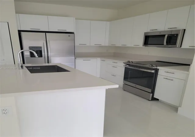 8167-nw-41st-st-e109-doral-fl-33166/hzid_62f406cb