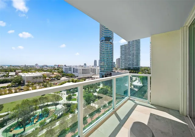 650-west-ave-1104-miami-beach-fl-33139/hzid_bc211c8d