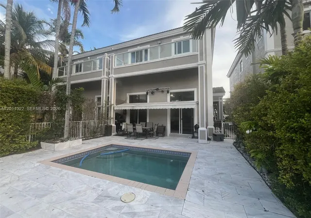 3915-ne-168th-street-3915-north-miami-beach-fl-33160/hzid_ba806395