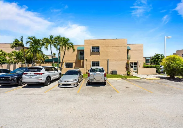 12035-sw-19th-ter-39-miami-fl-33175/hzid_7f8c708c